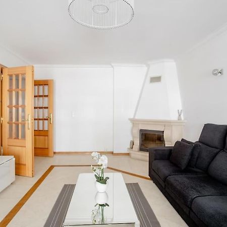 Apartamento Em Lisboa, Perto De Sintra Fontainhas  Dış mekan fotoğraf